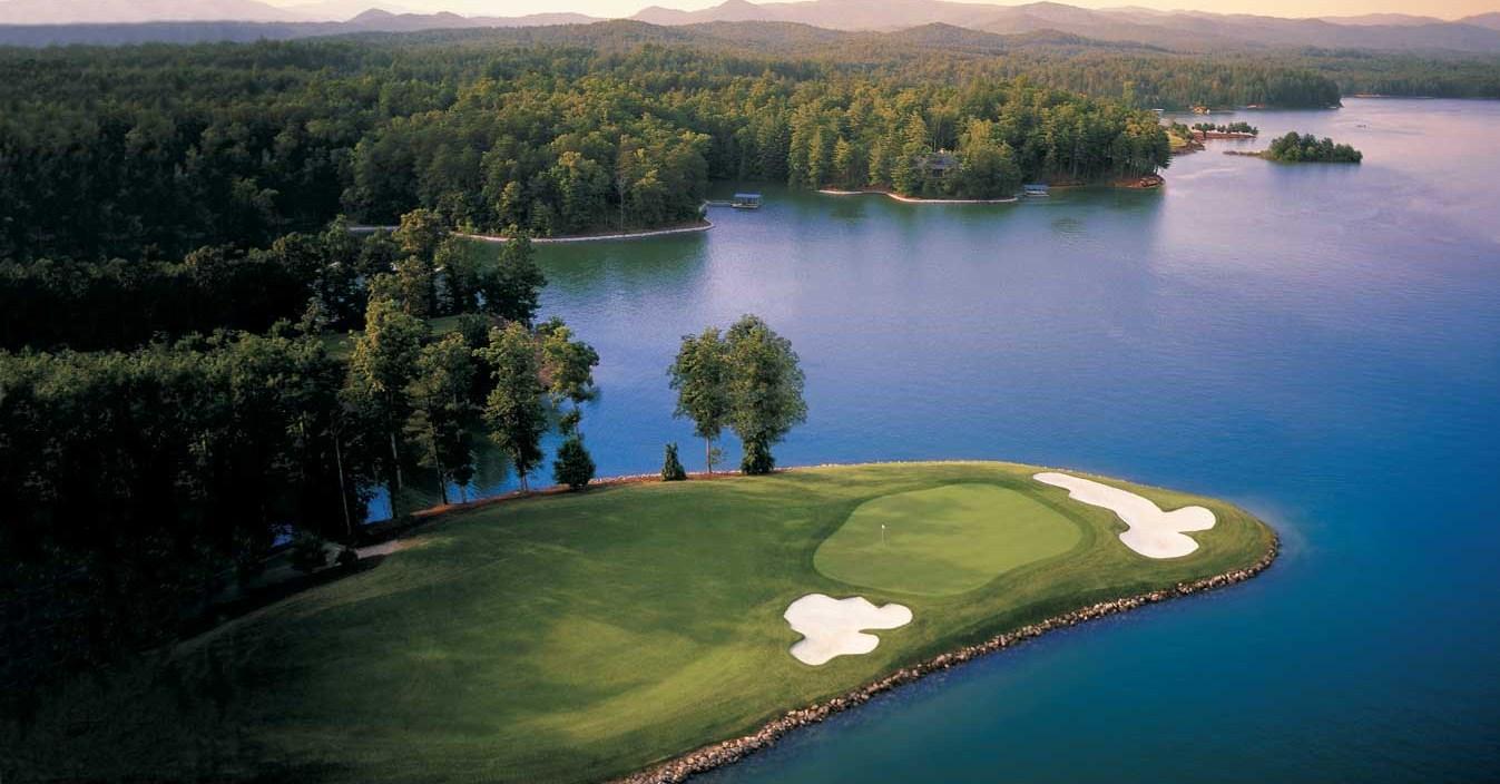 Interior vs Waterfront Properties in Upstate South Carolina A picture of Interior vs Waterfront Properties in Upstate South Carolina with The Cason Group