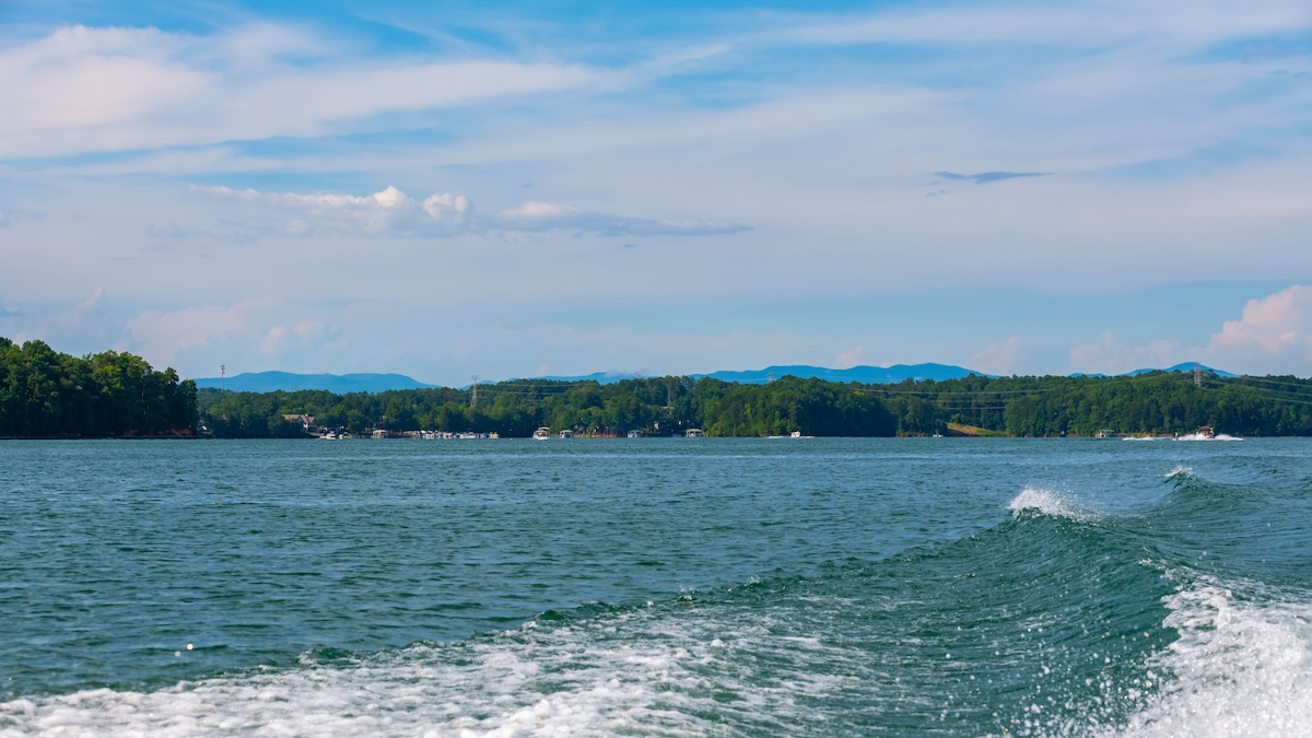 Luxury Lake Homes in Seneca and Sunset SC A picture of Luxury Lake Homes in Seneca and Sunset SC with The Cason Group