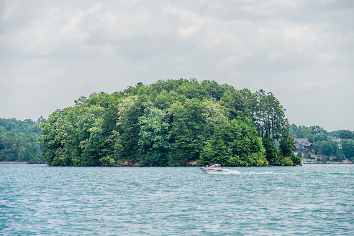 A picture of Comparing Waterfront Homes for Sale on Lake Keowee vs Hartwell with The Cason Group